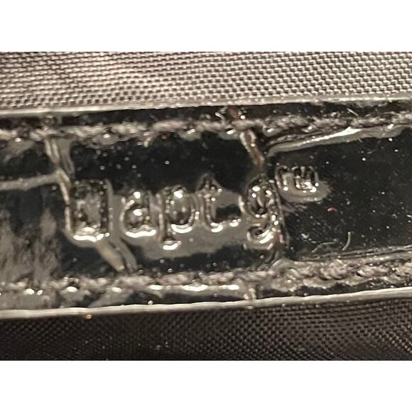 Apt. 9 Black Faux Patent Leather Crocodile Embossed Clutch Purse, Snap Closure - Picture 6 of 9